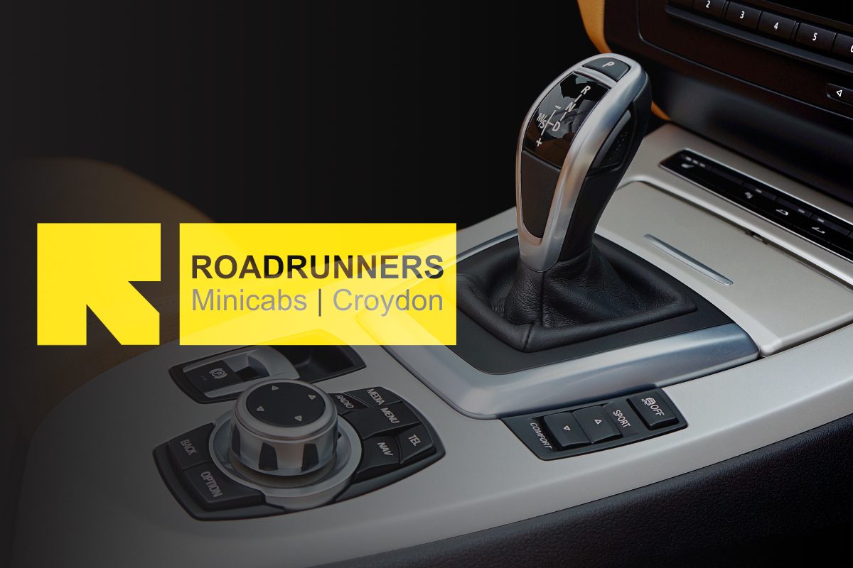 ROADRUNNERS MINICAB SERVICE 3 CAR CENTRE CONSOLE